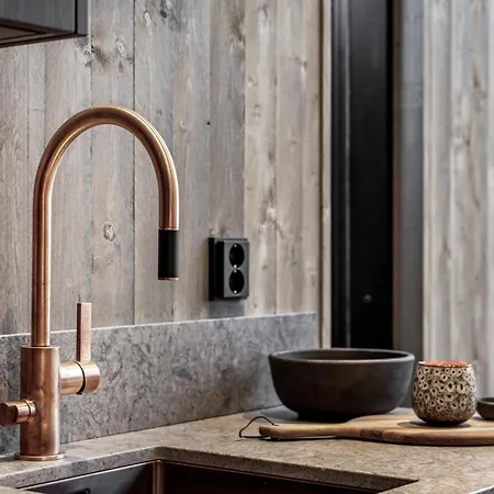 North Horizon 16d By Hilla * Levi