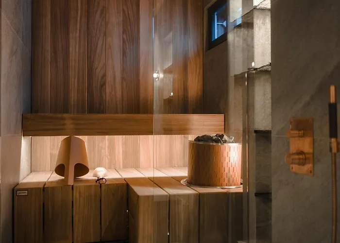 North Horizon 16d By Hilla *